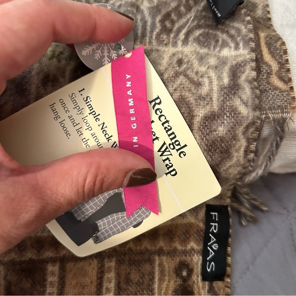 Fraas Floral Scarf Made In Germany nwt - Picture 13 of 15